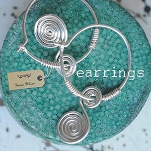 Earrings by magpie by Tansy Wilson 119 pages
